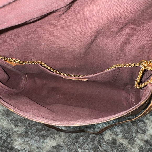 Authentic Louis Vuitton Favorite crossbody - Picture 8 of 8